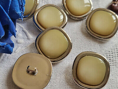 Lot 6 gros boutons vintage argenté pied creme diamètre 2,3 cm ref 4988