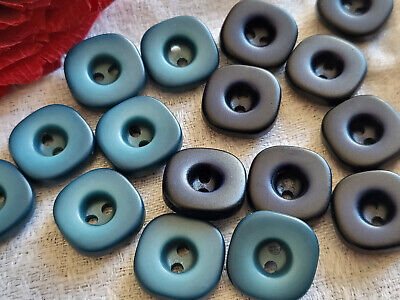 Lot 15 boutons vintage panaché bleu 2 séries Carré Diamètre 1,5 cm ref 5490