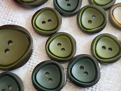 Lot 14 boutons vintage tons vert mm modèle diamètre 1,7 à 2,5 cm ref 5266