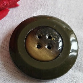 gros bouton ancien en celluloid vert collection diamètre 3,6 cm G6J
