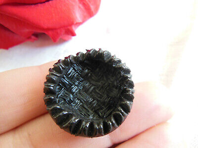 gros bouton vintage en résine noir orné de rafia 2,5 cm D14D