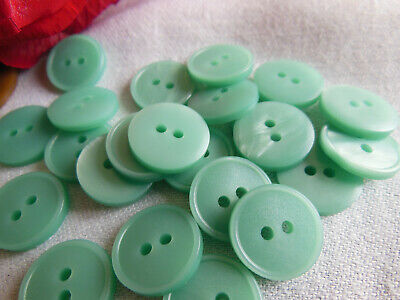 Lot 22 petits boutons vintage bleu /vert eau diamètre 1,4 cm ref 3210