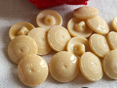 Lot 6 boutons anciens en verre beige sable travaillé à pied 1,7 cm ref 4946