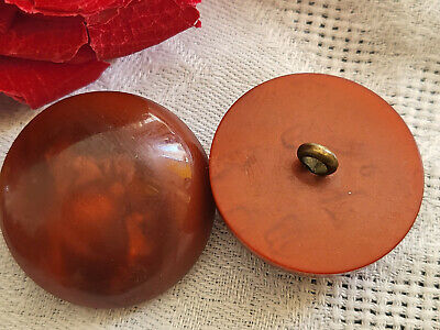 Duo boutons anciens brique rouge demi sphère volume pied laiton 2,6 cm ref 163