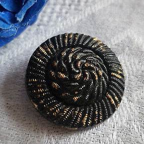 Bouton ancien en verre noir moucheté doré travaillé diamètre: 2,3 cm D12B