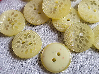 Lot 12 boutons vintage jaune motif fleur diamètre 1,7 cm ref 1441