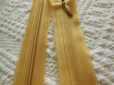 Fermeture éclair 50 cm camel clair invisible non- séparable A53