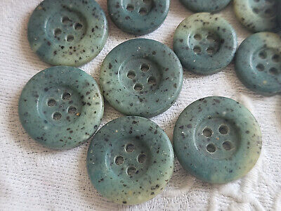 Panaché lot 13 boutons vintage vert moucheté mm modele 1,4 et 1,7 cm ref 881