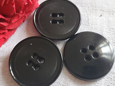 Trio gros boutons anciens noir à motif diamètre 3,1 cm ref 1489