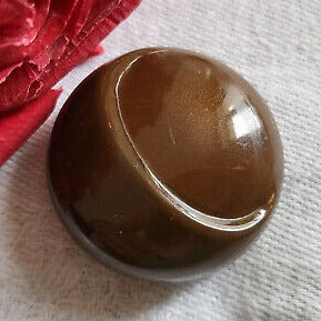 Bouton ancien en celluloïd marron collection diamètre 2,7 cm G5Q