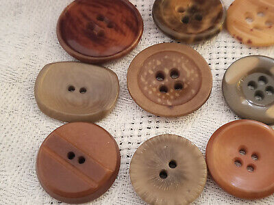 Panaché lot 12 boutons anciens en corozo 1,2 à 2,2 cm collection ref 5099