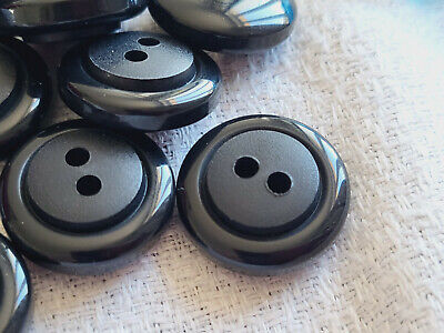 Lot 10 boutons vintage épais noir ancien diamètre 1,7 cm ref 5497