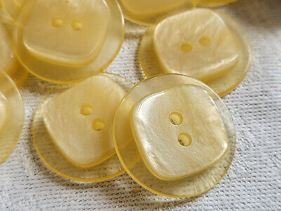 Lot 10 jolis boutons vintage crème nacré pourtour transparent 2,2 cm ref 288