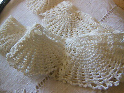 Dentelle ancienne pourtour napperon crochet blanc T2-34