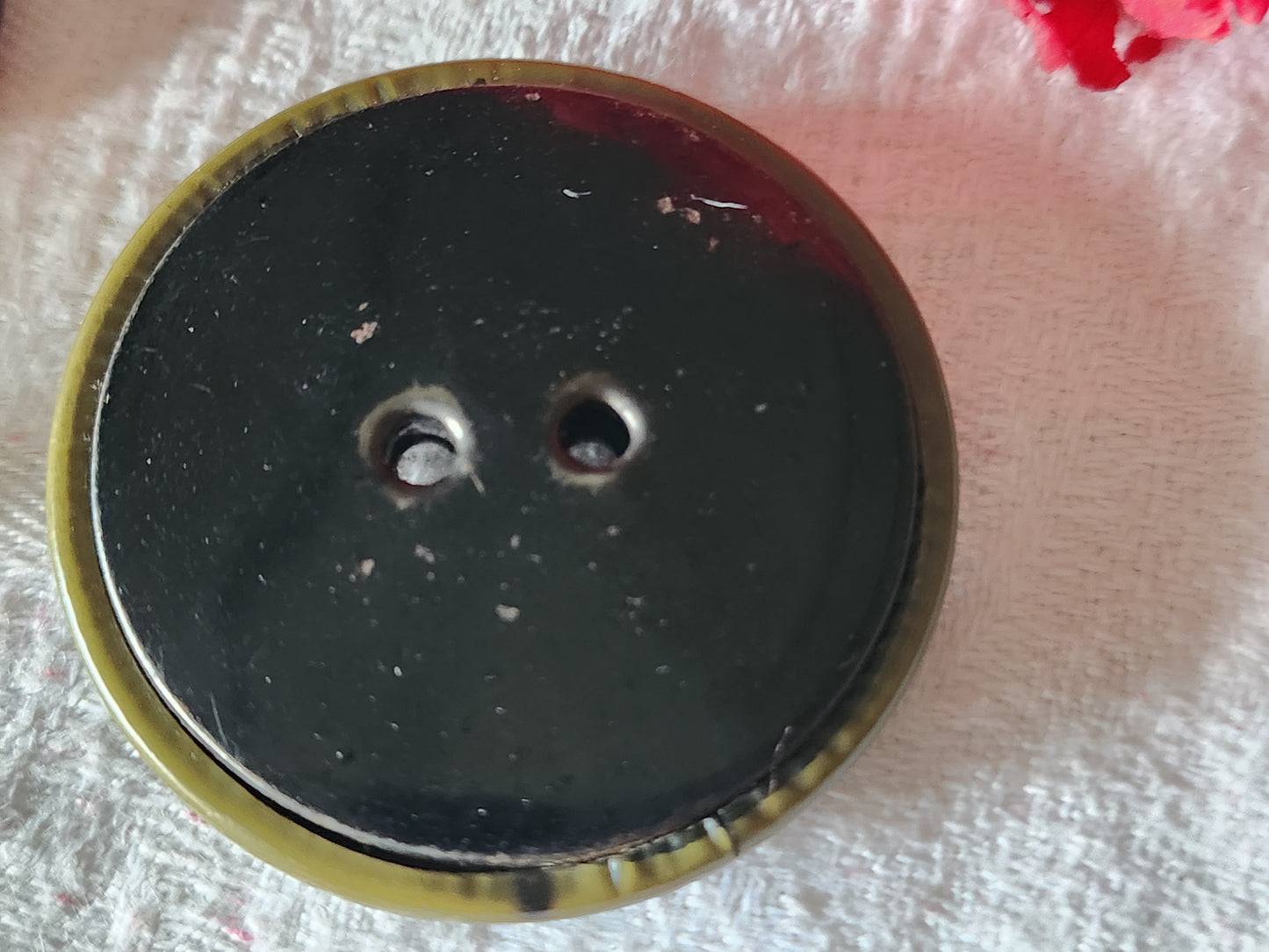 Enorme bouton ancien en celluloid 4,4 cm collection vert ref 7034