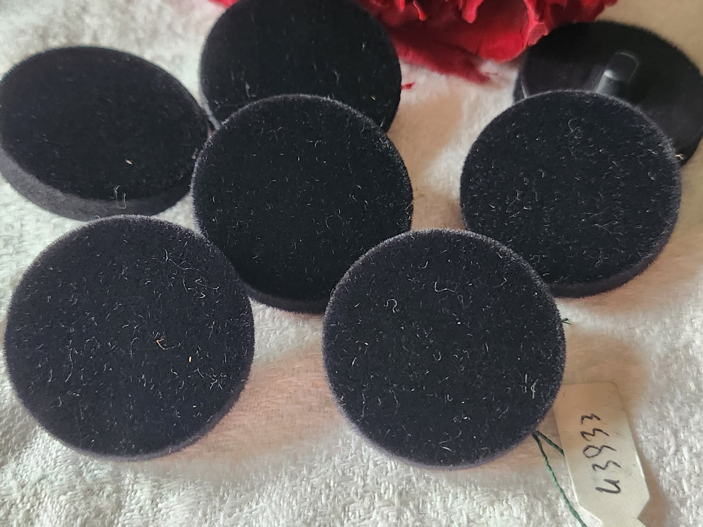 Lot 8 gros boutons vintage daim noir épais parurier 2,8 cm ref 7052