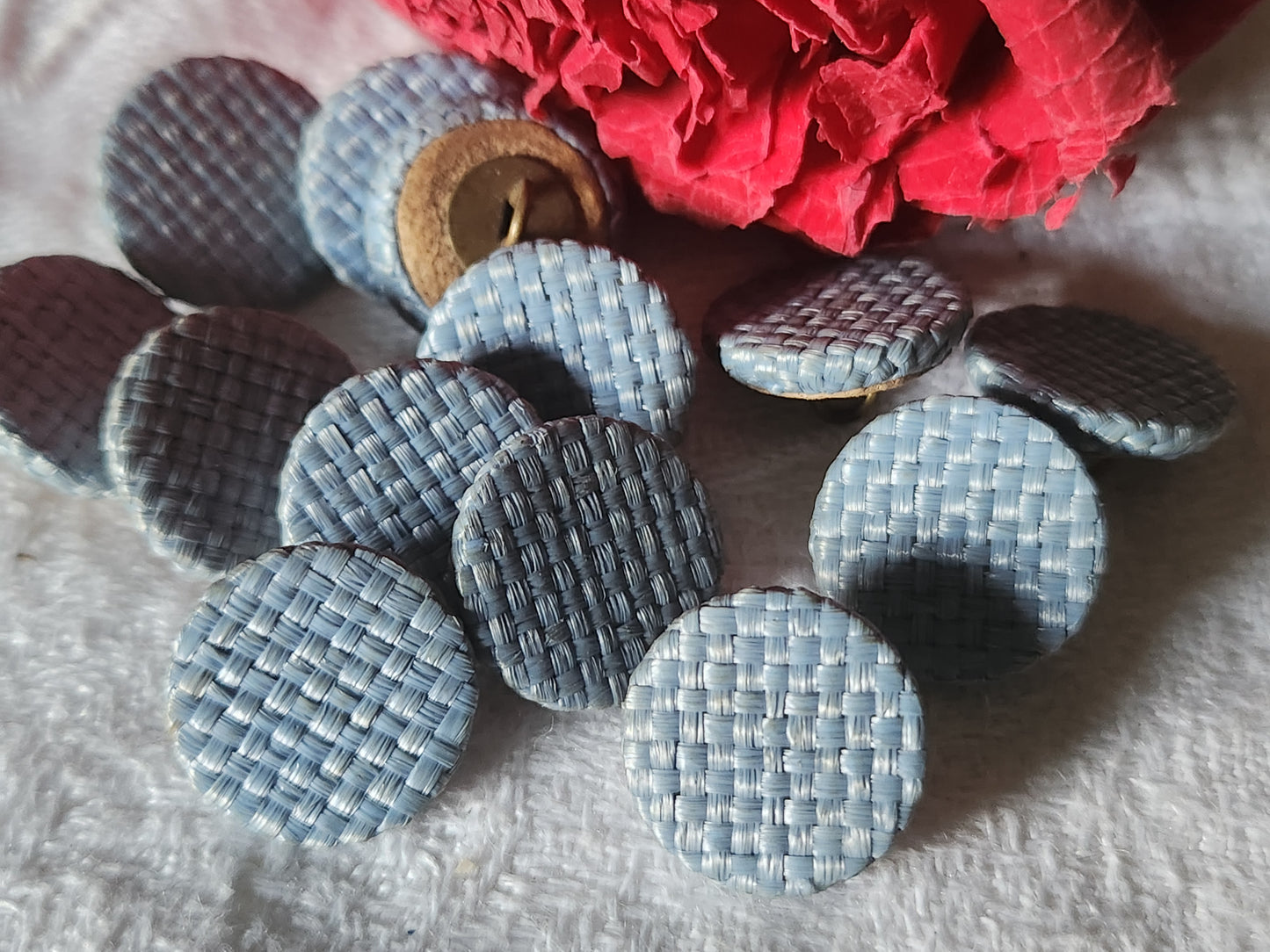 Lot 14 boutons anciens en rafia bleu passementerie pied cuir 1,5 cm ref 7021