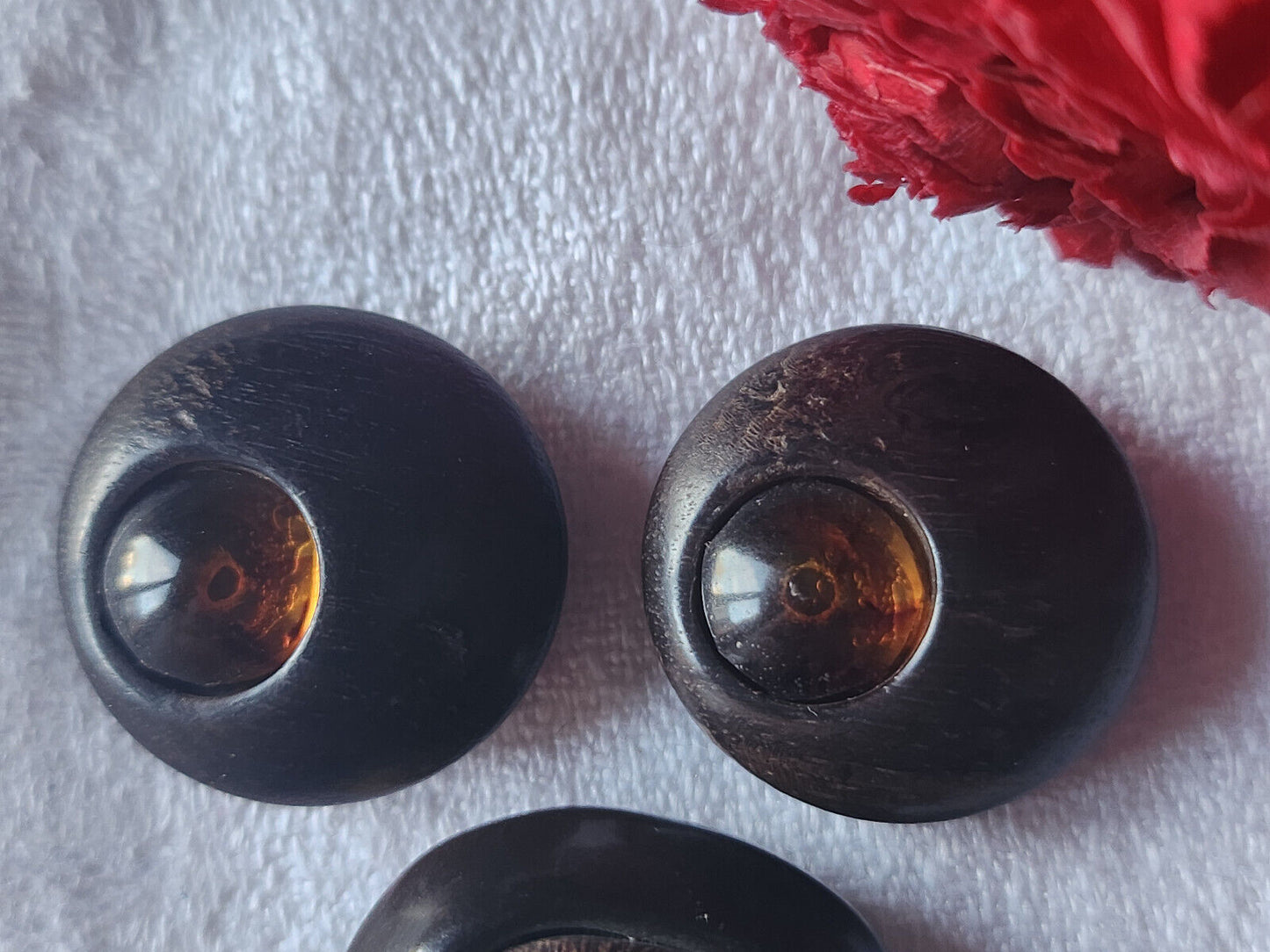 TRio boutons vintage en bois collection originaux 2,5 et 2,2 cm ref 2345