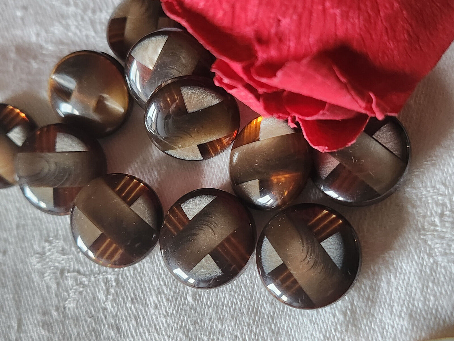 Lot 6 boutons vintage marron inclusion nacré gris pied 1,7 cm ref 1667