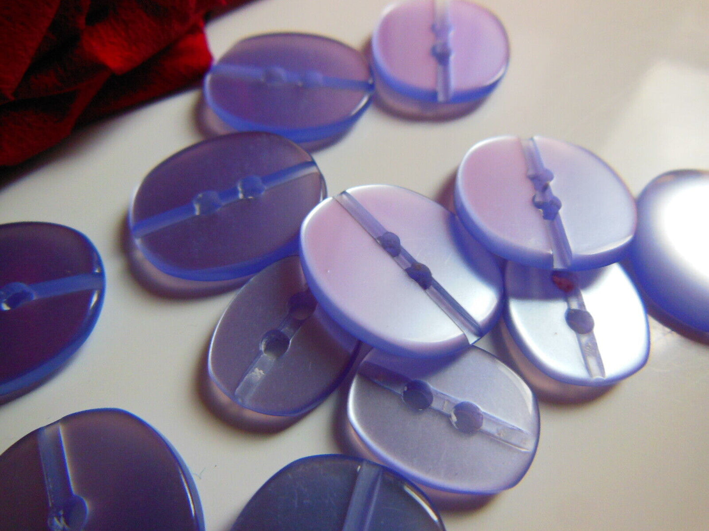 Lot 10 boutons vintage violet lumineux ovale petits ref 2126