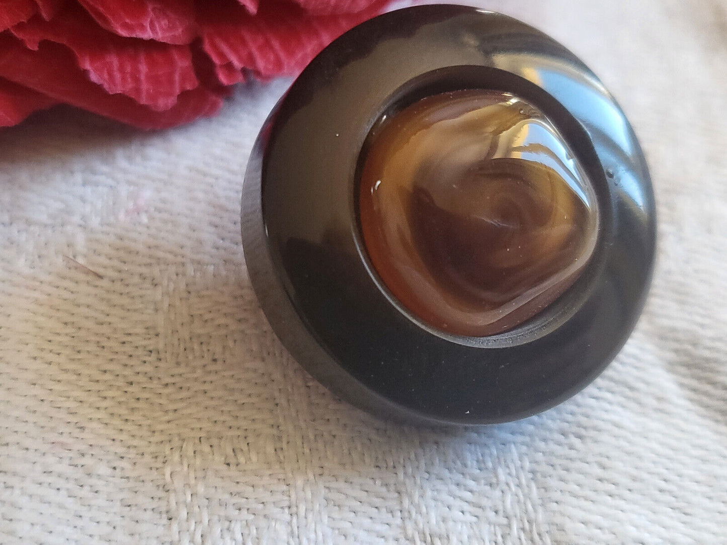 Bouton vintage marron cœur en pierre ou verre diamètre 2,1 cm G9L