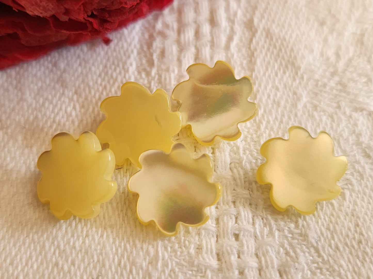 Lot 6 boutons vintage parurier resine strass pied 2,1 cm ref 215