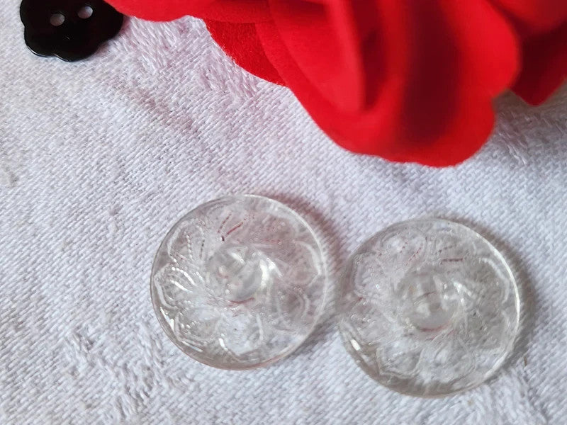 Duo boutons anciens en verre transparent ciselé fleur 1,9 cm D12E