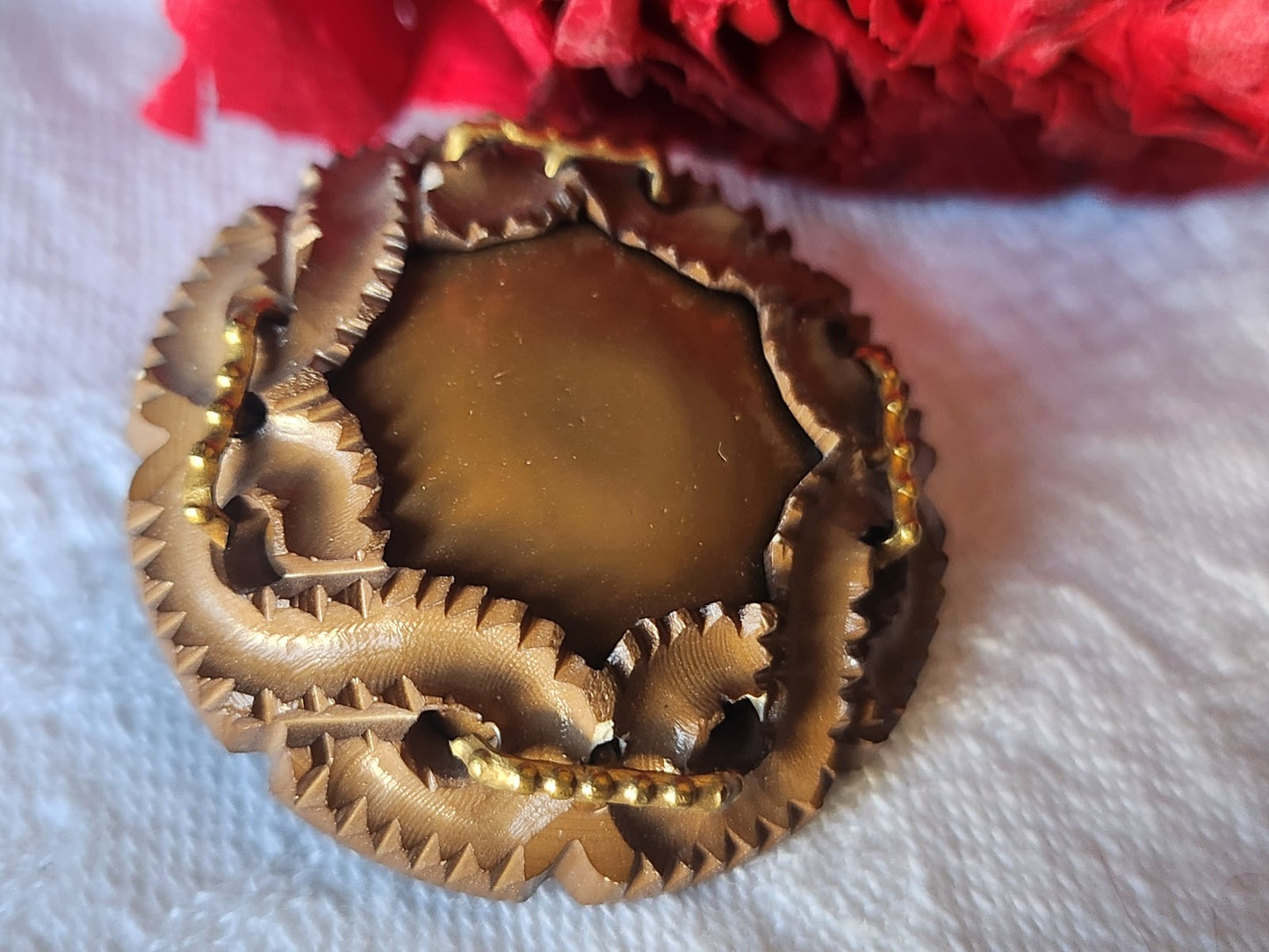 Collection gros bouton ancien marron sorte d'agrafe 2 parties 3,4 cm ref 5403