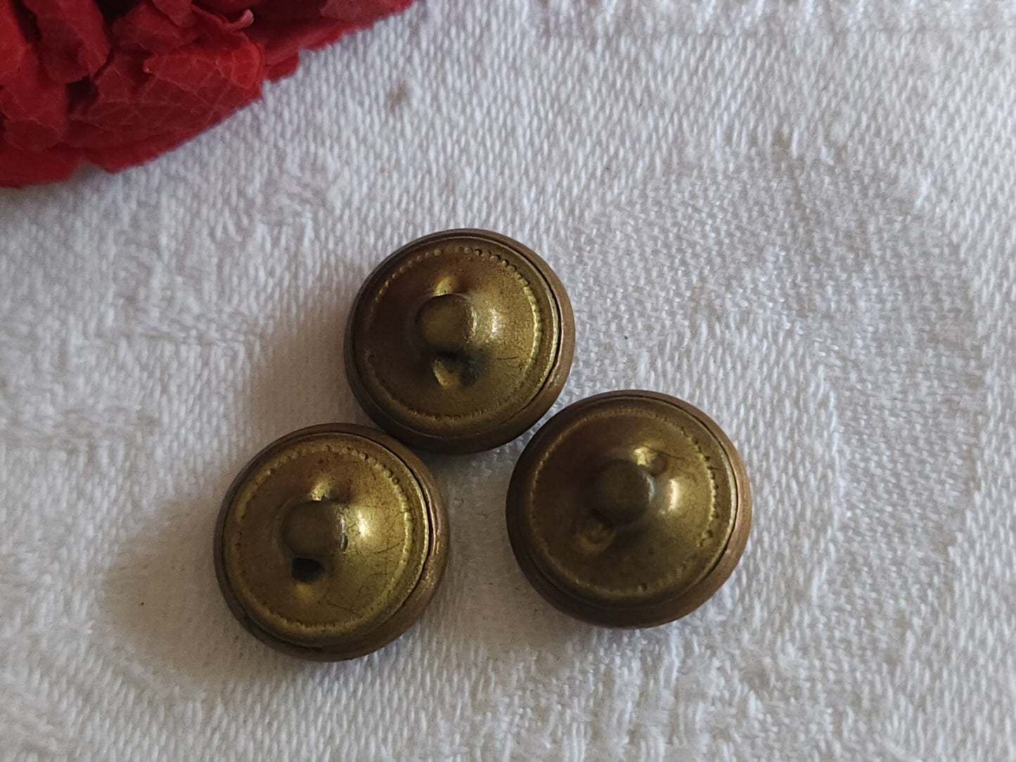 Collection Trio boutons anciens coeur en nacre vert metal 1,4 cm G17E