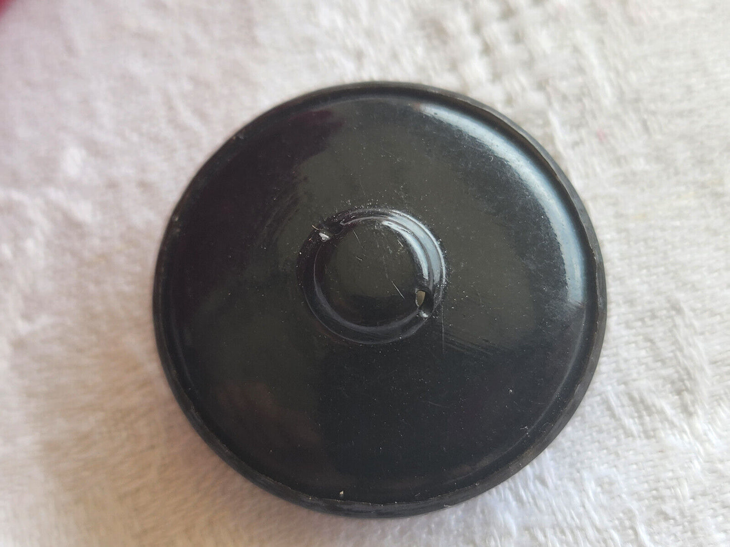 Bouton ancien en celluloïd capsule ombragé superbe pied 2,8 cm D14N