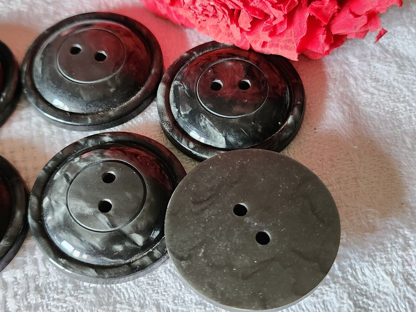 Lot 6 gros boutons ancien gris chiné 3 cm trous ref 5233
