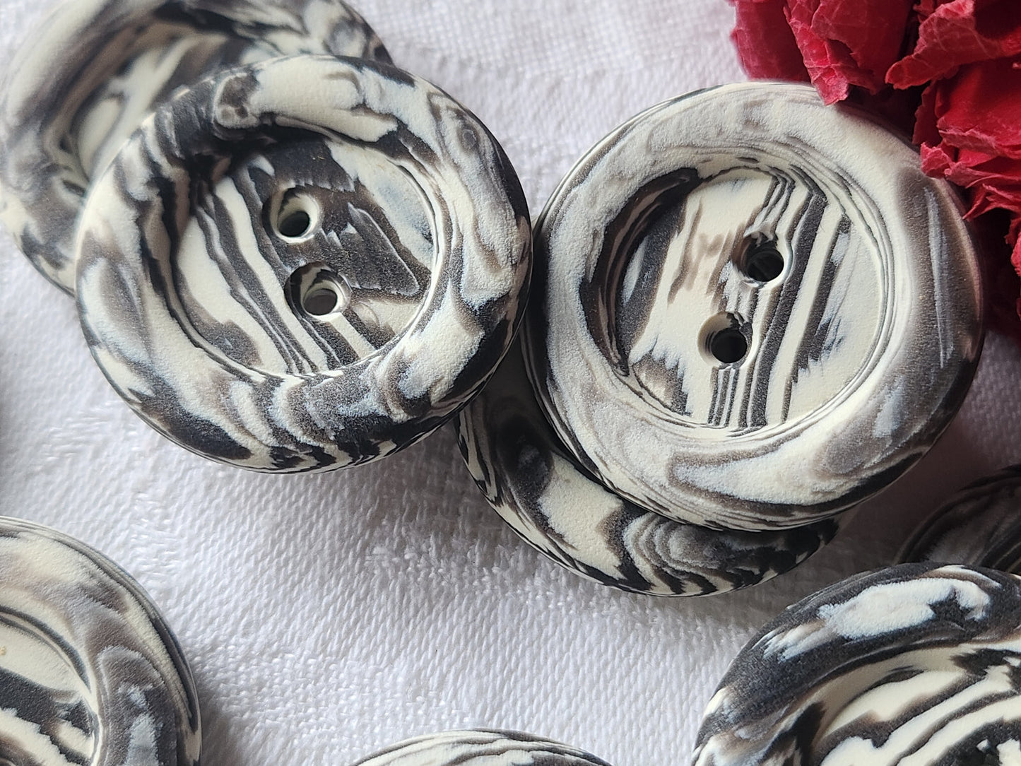 Lot 6 enormes boutons vintage mat marron 3,3 cm trous xxl veste ref 5224