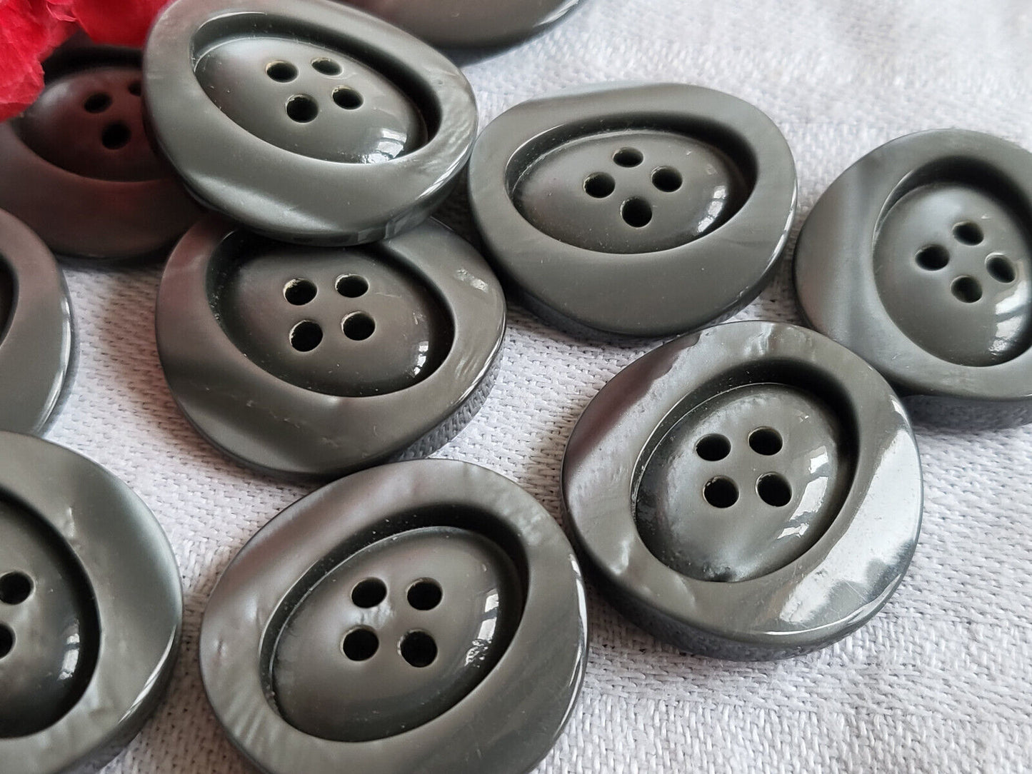 Lot 6 boutons vintage gris chiné lumineux épais diamètre: 2,1 cm ref 725