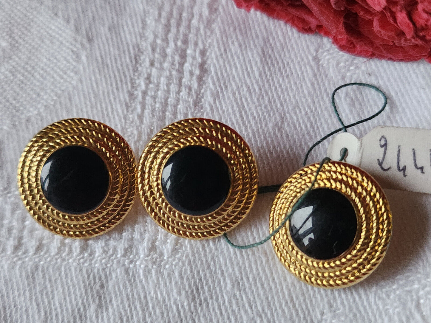 Trio boutons vintage en métal doré noir pied etiquette 1,7 cm G16H