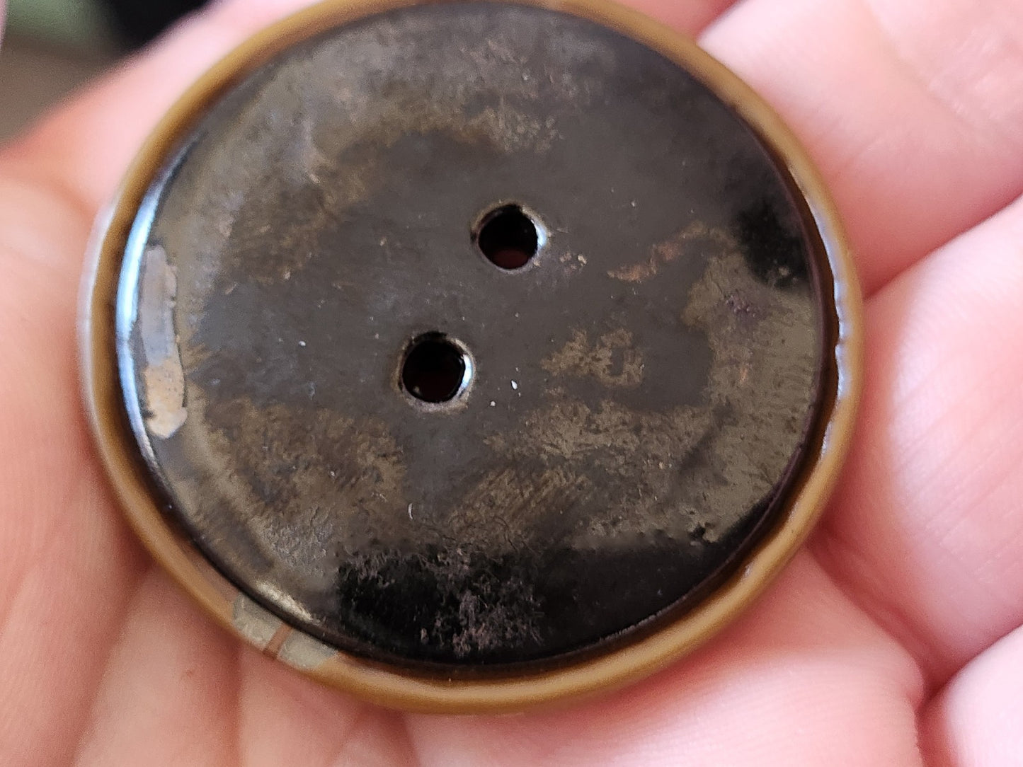 Gros bouton ancien en celluloïd marron collection diamètre 4 cm D18L