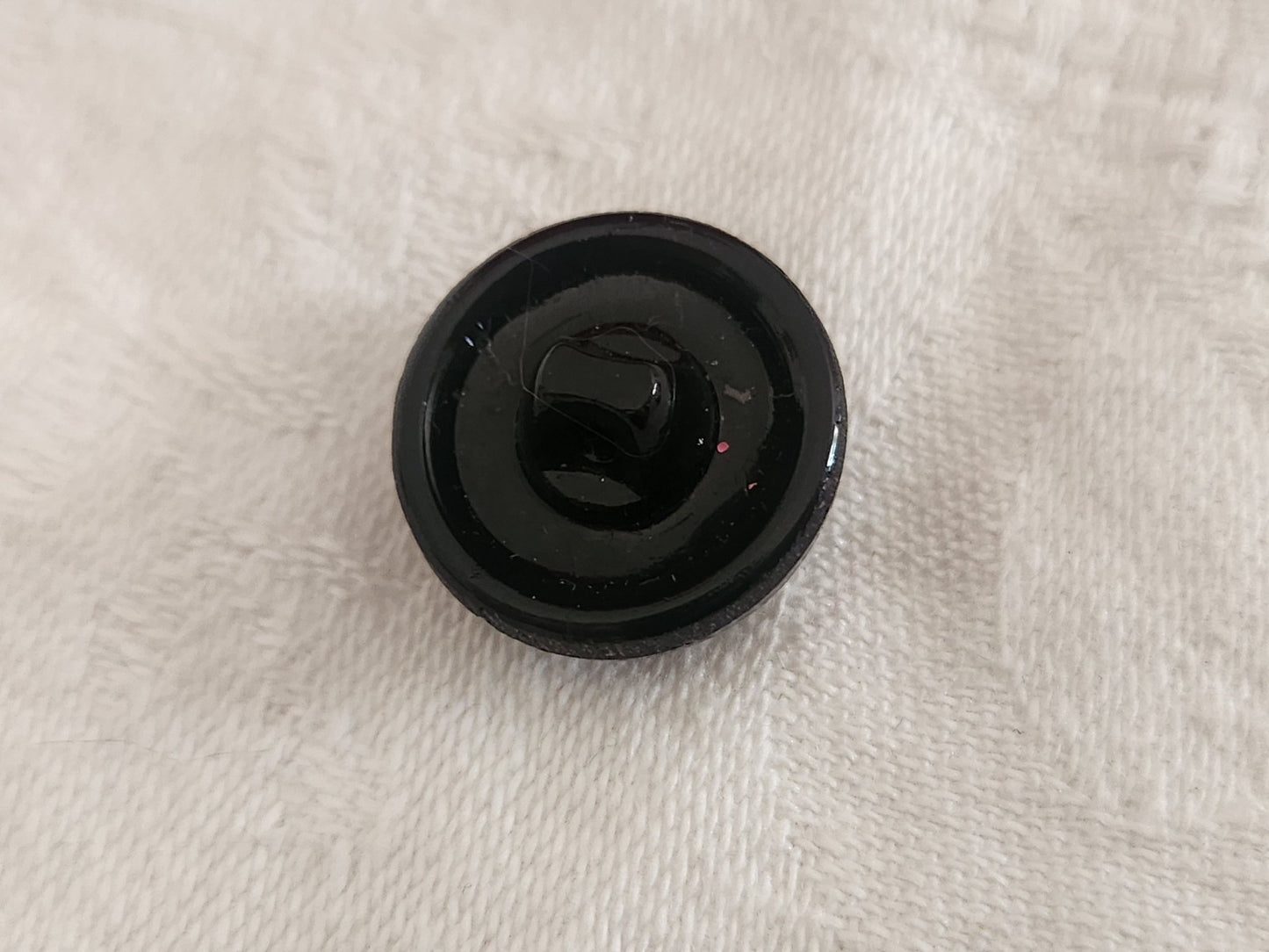 Bouton vintage en verre noir avec strass verre violet 18 mm ou 1,8 cm G19D