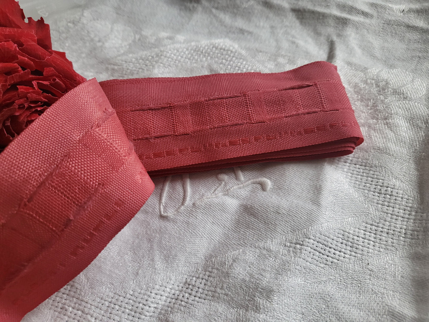 Ruflette vintage galon fronceur rose rideau 2 mètres 30 sur 3,9 cm T6-4