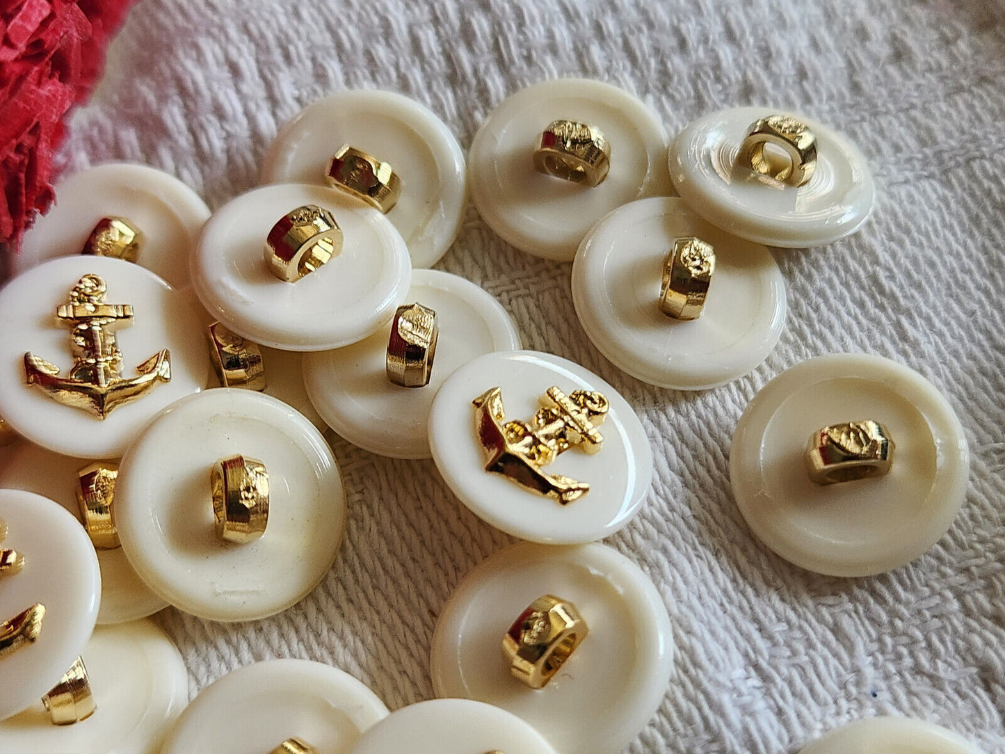 Lot 14 petits boutons vintage blanc doré ancre marin 1,3 cm ref 138