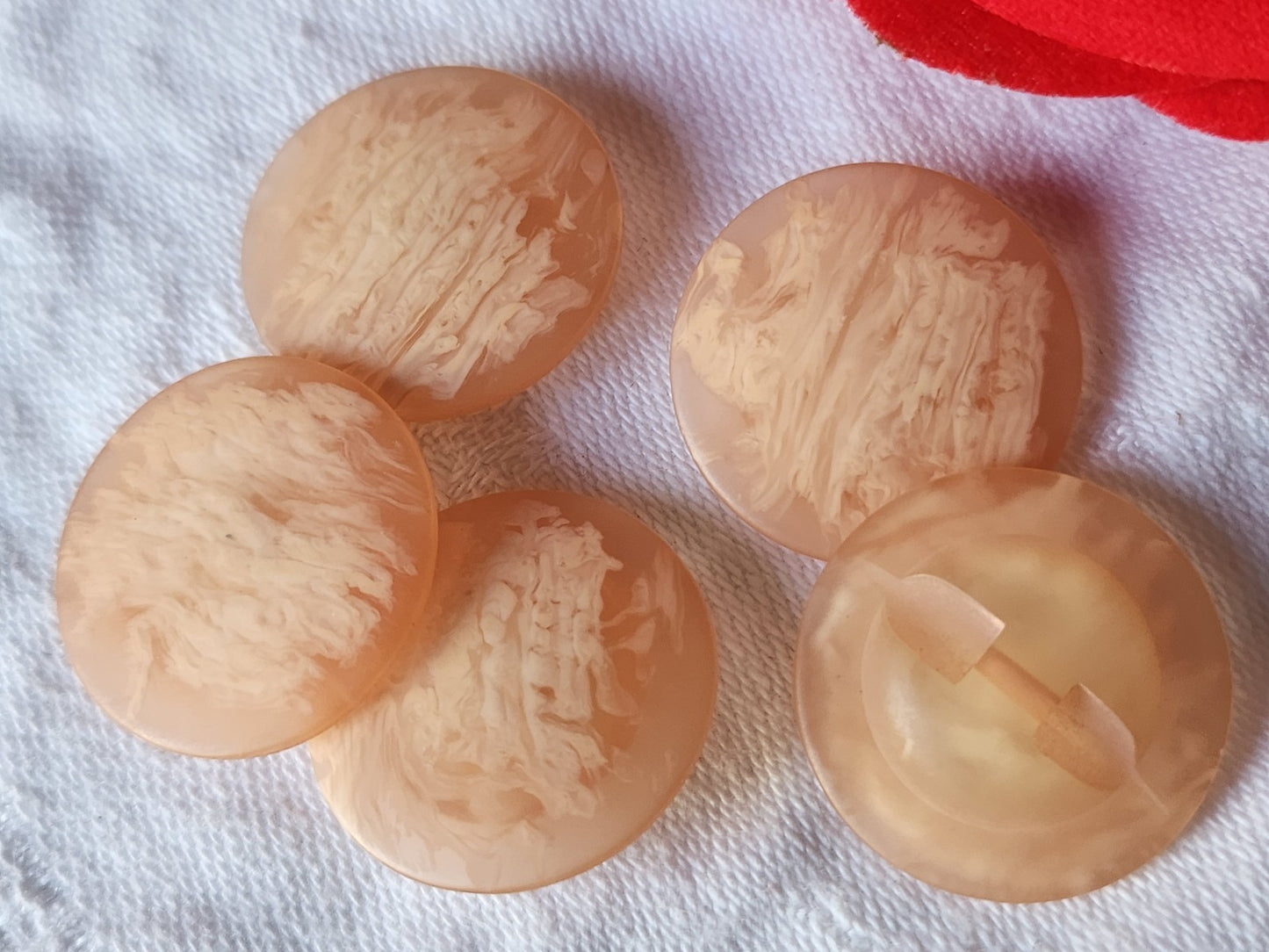 Lot 5 boutons vintage mat saumon rose orange 2,3 cm ref 3916