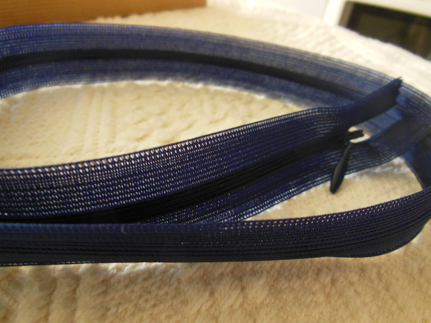 Fermeture éclair 50 cm bleu foncé invisible non- séparable A 90 couture robe