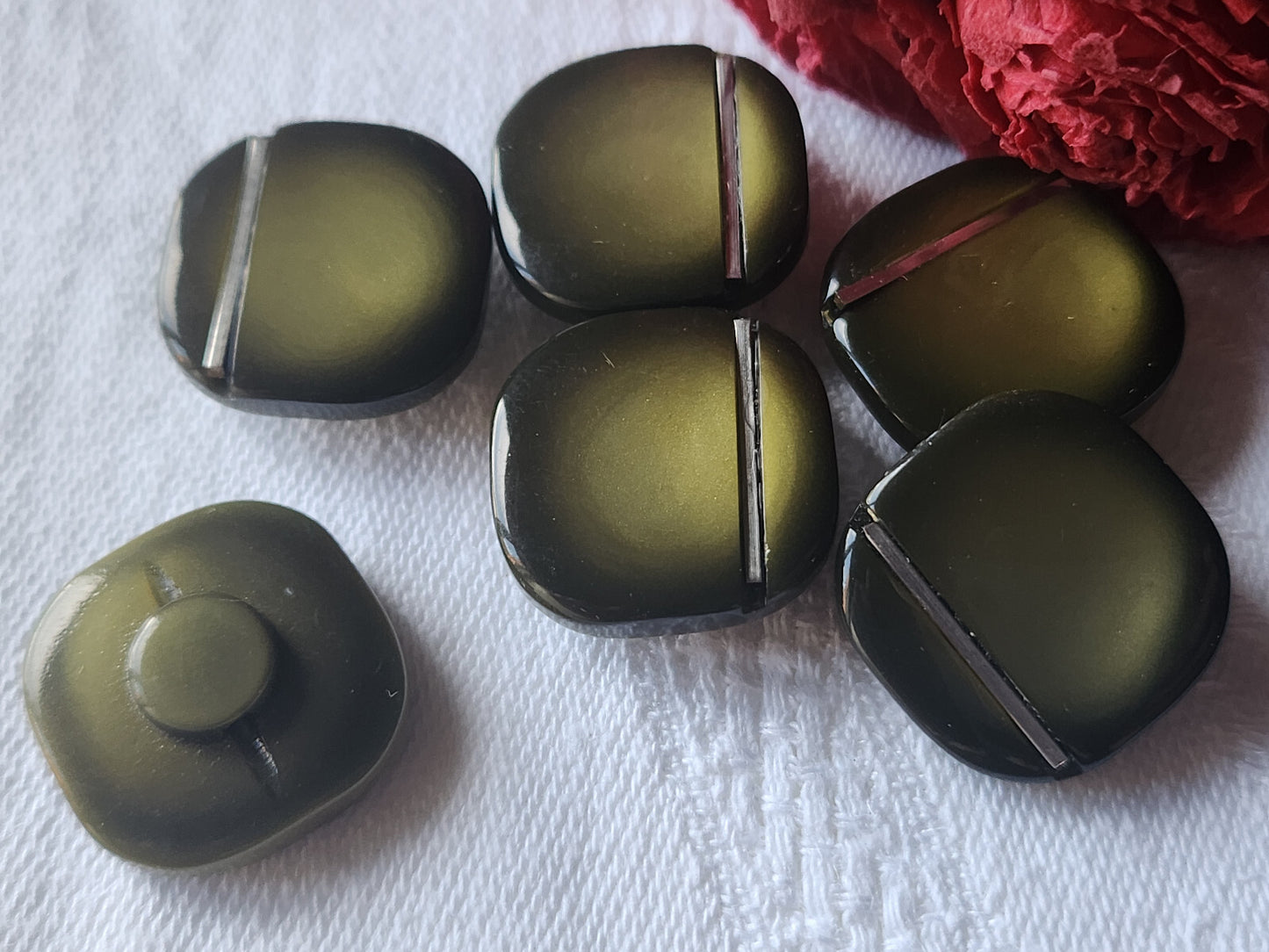 Lot 6 boutons vintage vert carré argenté pied 2 cm ref 3494