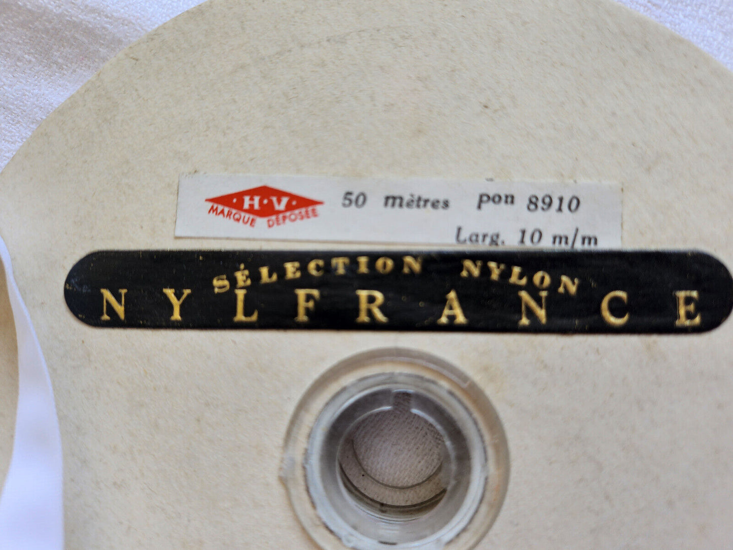 Ruban fin ancien blanc effet cramté 5 mètres sur 1 cm Mmercerie vintage B5 N°8