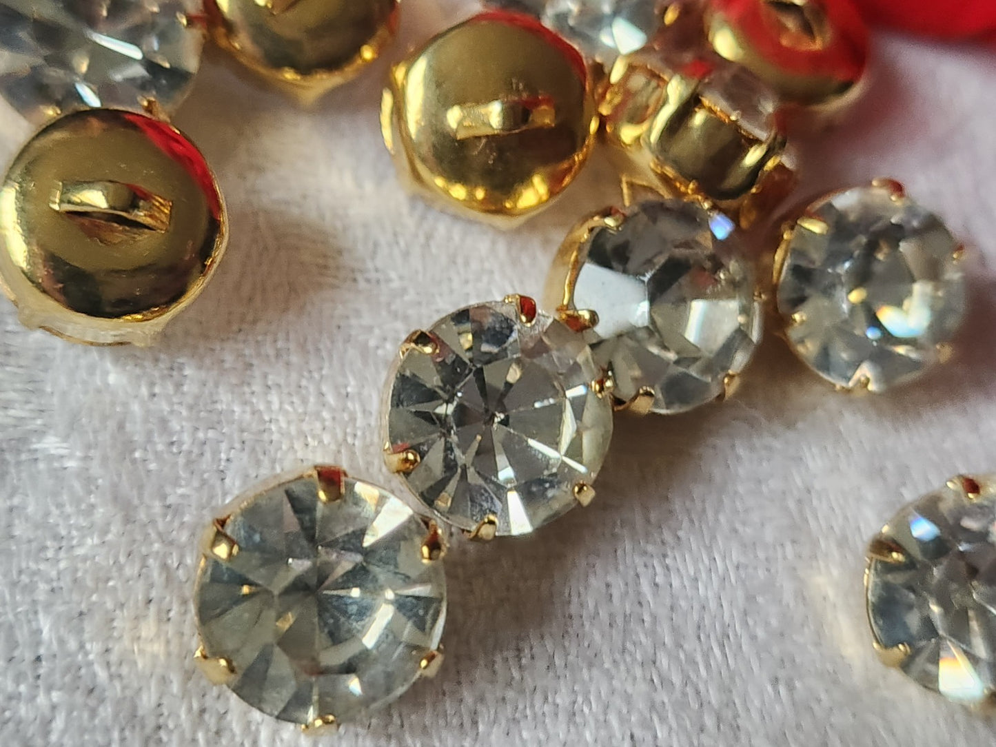 Lot 5 boutons vintage avec strass en verre metal effet grelot 1,1 cm ref 628