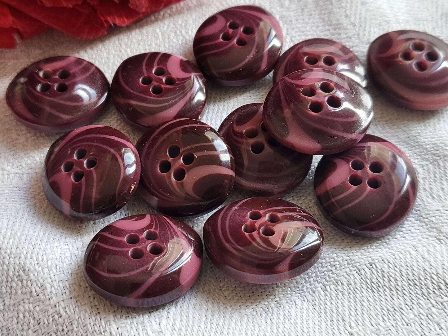 Lot 12 boutons vintage violet veiné ovale épais 1,5 sur 1,7 cm ref 2008