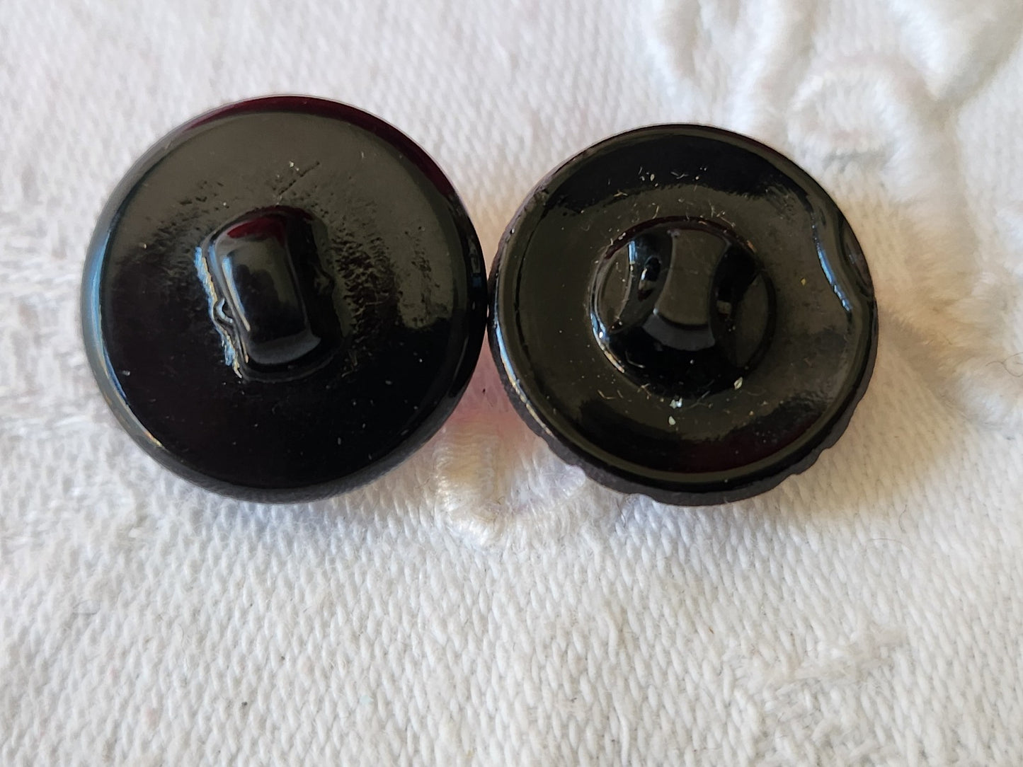 Duo boutons anciens en verre noir doré vintage 1,7 cm D7I