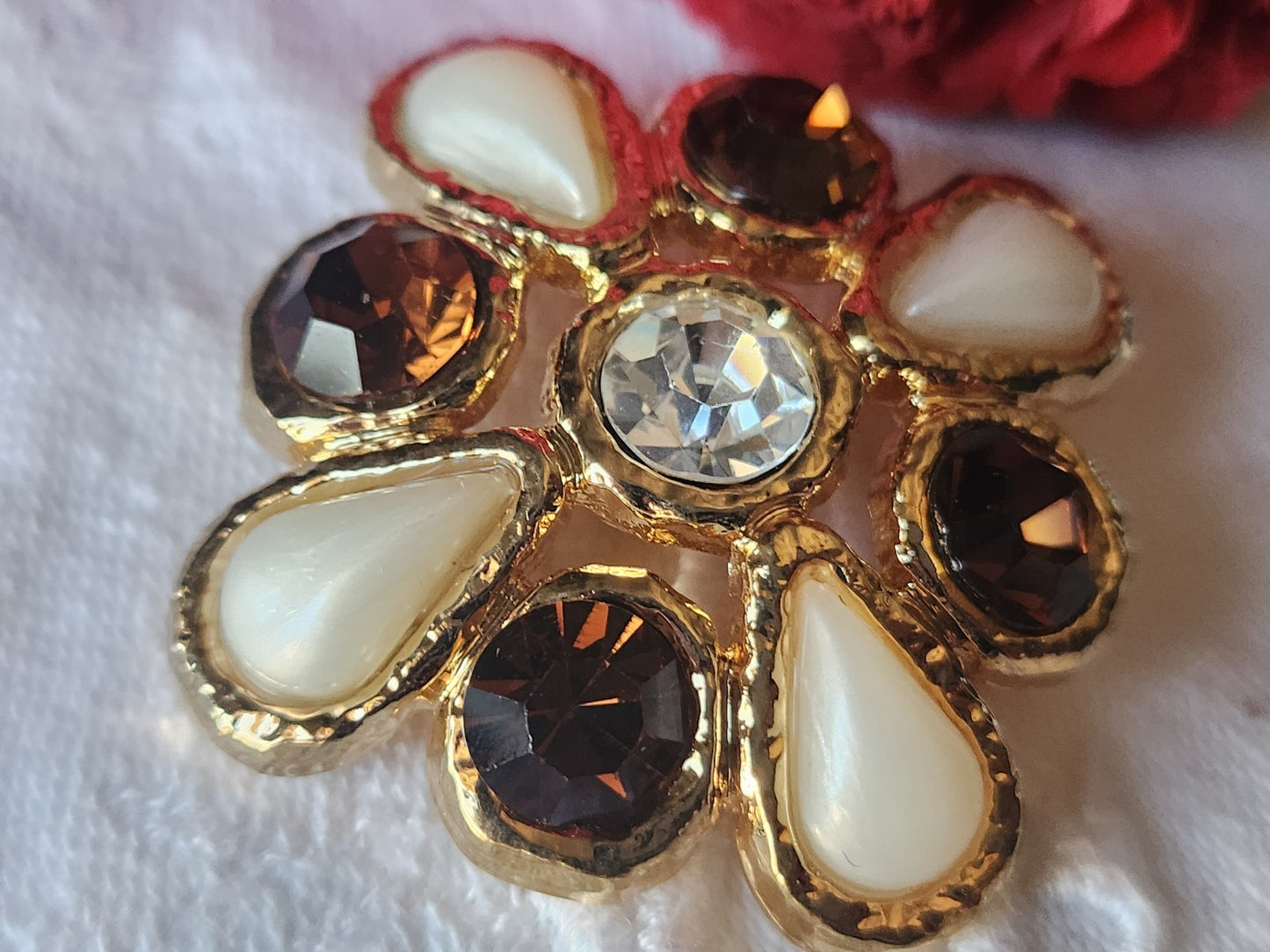 Enorme bouton vintage kitch doré plastique strass en verre 3,8 cm ref 5539