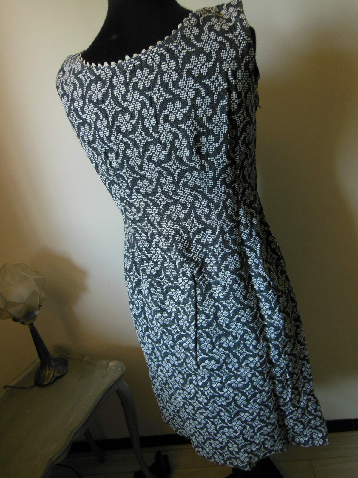 Pur vintage robe tissu épais gris blanc taille 38 ? B1