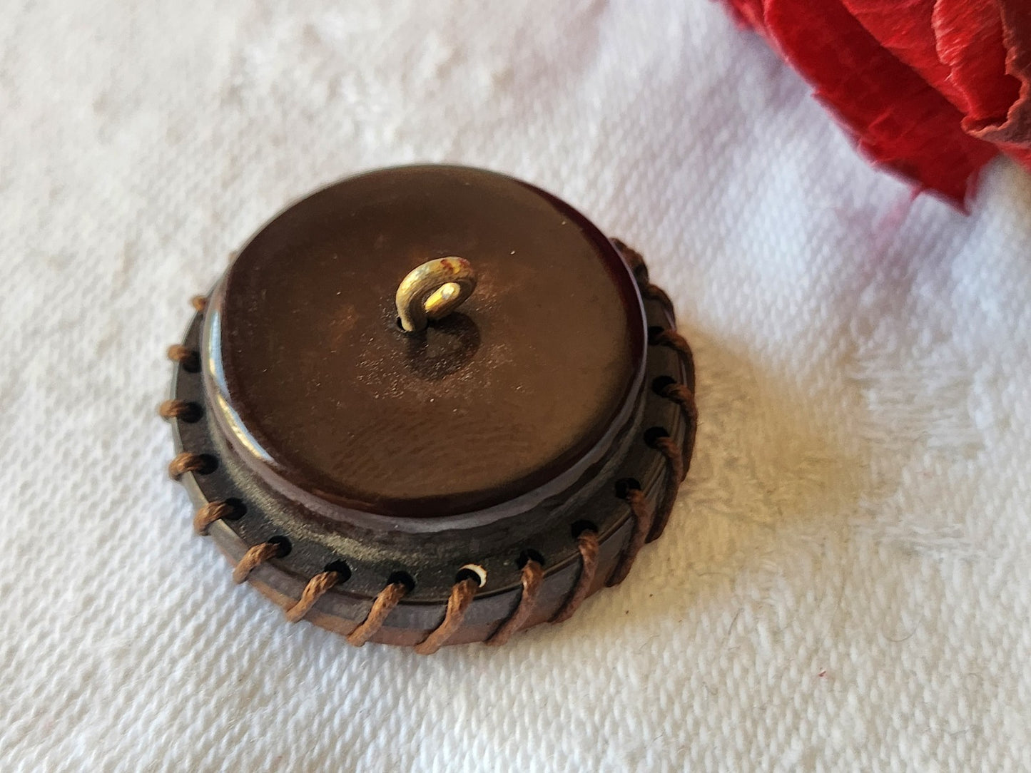 Original gros bouton ancien fil cousu marron 2,7 cm G15o