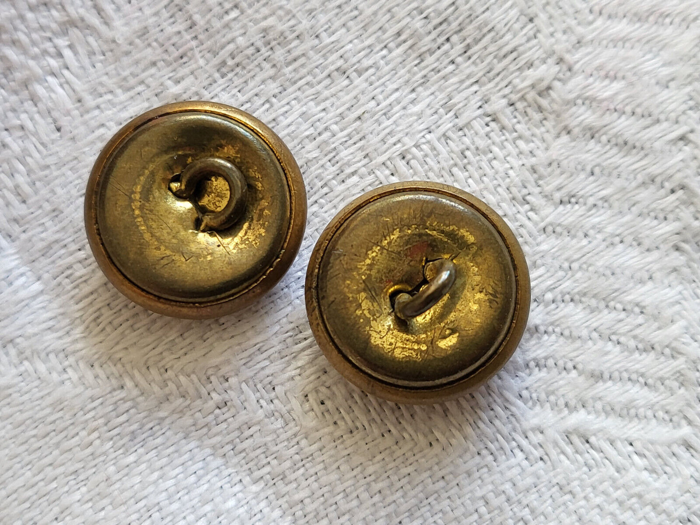 Duo boutons anciens en métal travaillé collection diamètre: 1,1 cm G16B