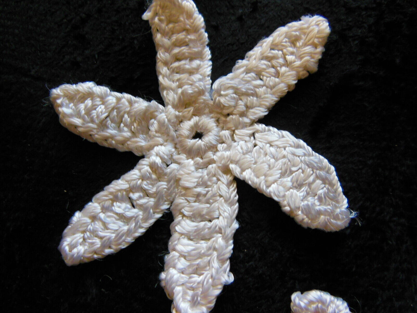 Lot 3 fleurs vintage au crochet blanc brillant dentelle incrustation T14-68